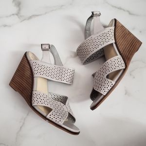 Vince Camuto Gray Leather Cutout Wood Wedge Sandals Sz 8.5